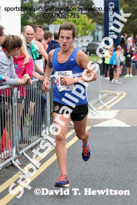 Senior mens Northern 6 Stage Road Relay, Warrington. Photo: David T. Hewitson/Sports for All Pics